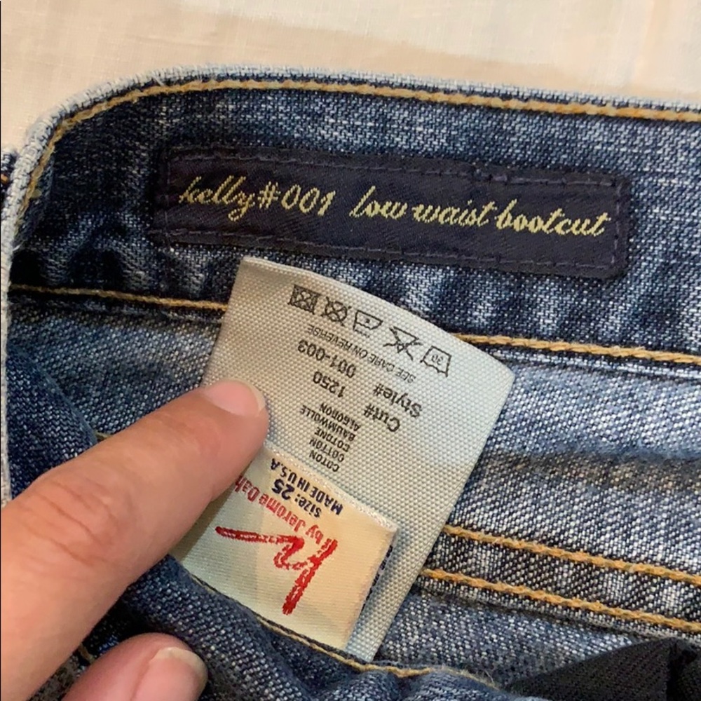 Citizens of Humanity. Size 25. Low rise bootcut